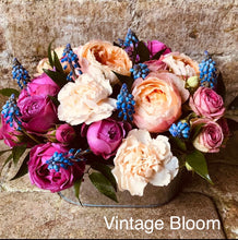 Load image into Gallery viewer, Mother&#39;s Day Afternoon Tea &amp; Flowers!